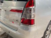 Cần bán gấp Toyota Innova 2015 còn mới, giá 450tr