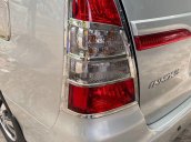 Cần bán gấp Toyota Innova 2015 còn mới, giá 450tr