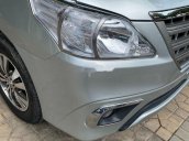 Cần bán gấp Toyota Innova 2015 còn mới, giá 450tr