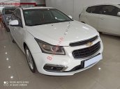 Cần bán lại xe Chevrolet Cruze 1.8AT đời 2017, màu trắng còn mới 