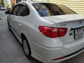 Bán xe Hyundai Avante sản xuất 2016 còn mới, 358tr