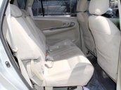 Bán Toyota Innova E năm 2014 xe gia đình 