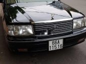 Cần bán xe Toyota Crown sản xuất 1997, xe nhập còn mới giá cạnh tranh