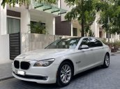 Chính chủ bán BMW 7 Series 750Li 2009, màu trắng, xe nhập