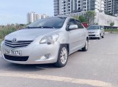 Bán Toyota Vios 2010, màu bạc số sàn 