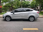 Cần bán lại xe Ford Fiesta 2016 còn mới