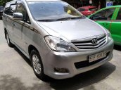 Bán Toyota Innova năm sản xuất 2010, màu bạc còn mới, giá chỉ 445 triệu