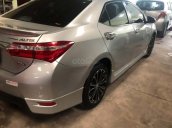 Bán Toyota Corolla Altis 2.0V sản xuất 2016, màu bạc xe gia đình