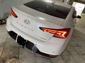 Xe Hyundai Elantra sản xuất năm 2019 còn mới