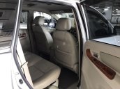 Cần bán xe Toyota Innova sản xuất năm 2015 còn mới