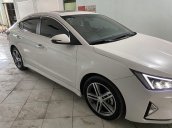 Xe Hyundai Elantra sản xuất năm 2019 còn mới