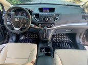 Cô chị đã đi thì cô dì lại lớn về tiếp Honda CRV 2.0 sx 2015, mẫu mới phom mới