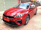 Cần bán Kia Cerato năm sản xuất 2019, màu đỏ còn mới