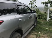 Bán xe Toyota Fortuner đời 2017, màu bạc, nhập khẩu