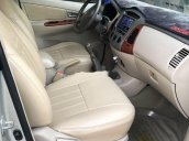 Cần bán Toyota Innova G năm sản xuất 2008, ghi bạc