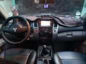 Bán Mitsubishi Pajero Sport năm 2016, màu xám, số sàn