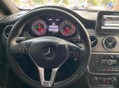 Cần bán xe Mercedes CLA sản xuất năm 2015, màu trắng, nhập khẩu