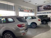 Bán xe Toyota Fortuner đời 2017, màu bạc, nhập khẩu