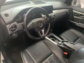 Bán ô tô Mercedes GLK300 4Matic đời 2012, màu trắng còn mới