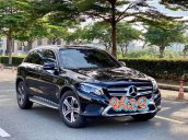 Bán xe cũ Mercedes GLC 300 năm 2018, màu đen, xe nhập chính hãng