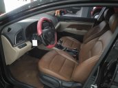 Hyundai Elantra MT, màu đen 2018, chạy odo chuẩn hơn 4 vạn giá cực yêu