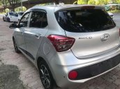 Cần bán Hyundai Grand i10 năm 2017, màu bạc, giá 325tr