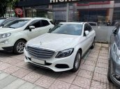 Bán xe Mercedes C250 trắng, nội thất kem 2017 - Trả trước 430 triệu nhận xe ngay