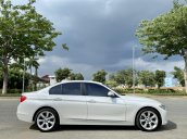 Bán BMW 328i (245hp) trắng/kem 2015, 1 chủ