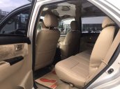 Bán Toyota Fortuner 2016, màu bạc chính chủ