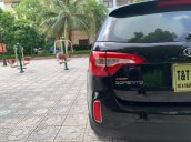 Bán ô tô Kia Sorento GAT 2016, màu đen xe gia đình, 650 triệu