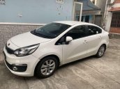 Cần bán lại xe Kia Rio AT năm sản xuất 2016, màu trắng, xe nhập xe gia đình