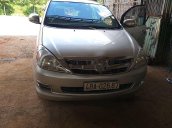 Gia đình bán Toyota Innova năm 2007, màu bạc, hoạt động bình thường