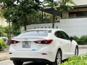 Cần bán lại xe Mazda 3 năm sản xuất 2015, màu trắng, giá chỉ 495 triệu