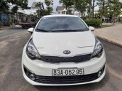 Bán xe Kia Rio MT năm sản xuất 2017, màu trắng, nhập khẩu nguyên chiếc, giá 358tr