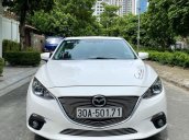 Cần bán lại xe Mazda 3 năm sản xuất 2015, màu trắng, giá chỉ 495 triệu