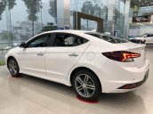 Hyundai Elantra 1.6 Turbo trắng, thiết kế trẻ trung, lịch lãm có khuyến mãi giá, trả góp nhanh gọn