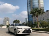 Cần bán xe Lexus ES 250 đời 2020, màu trắng, xe nhập