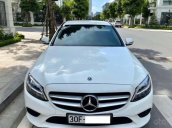 Cần bán lại xe Mercedes C200 2019, màu trắng số tự động