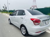 Bán Hyundai Grand i10 1.25 năm 2017, màu bạc, nhập khẩu xe gia đình