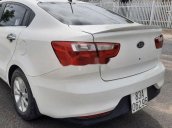 Bán xe Kia Rio MT năm sản xuất 2017, màu trắng, nhập khẩu nguyên chiếc, giá 358tr