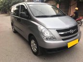 Bán Hyundai Starex sản xuất năm 2016, màu bạc còn mới, giá tốt