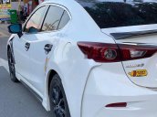 Bán Mazda 3 đời 2016, màu trắng xe gia đình giá cạnh tranh