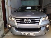 Bán Toyota Fortuner đời 2017, màu xám  