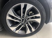 Xe Kia Rondo 2.0 SX 2017 MT