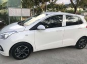 Bán Hyundai Grand i10 sản xuất 2016, màu trắng số sàn