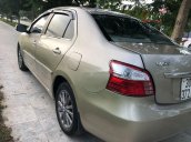 Cần bán gấp Toyota Vios đời 2013 chính chủ