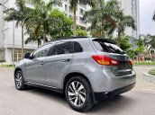 Cần bán gấp Mitsubishi Outlander sản xuất năm 2014, màu xám chính chủ