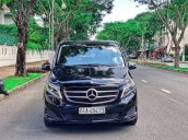 Bán Mercedes V220 2017, màu đen, nội thất kem