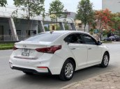 Bán Hyundai Accent sản xuất 2019, màu trắng, nhập khẩu nguyên chiếc  