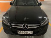 Bán xe Mercedes C200 đời 2018, màu đen, xe nhập  